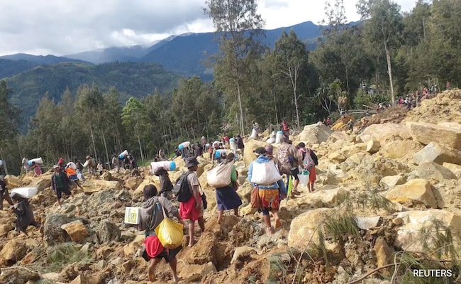 Mais de 2.000 pessoas enterradas vivas em enorme deslizamento de terra em Papua Nova Guiné