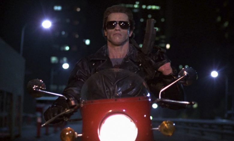 Arnold Schwarzenegger apontou uma arma para a cabeça de um produtor enquanto fazia O Exterminador do Futuro