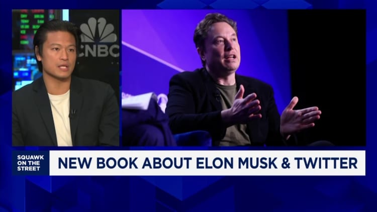 X de Elon Musk é um 'desastre' financeiro, dizem coautores do novo livro 'Character Limit'