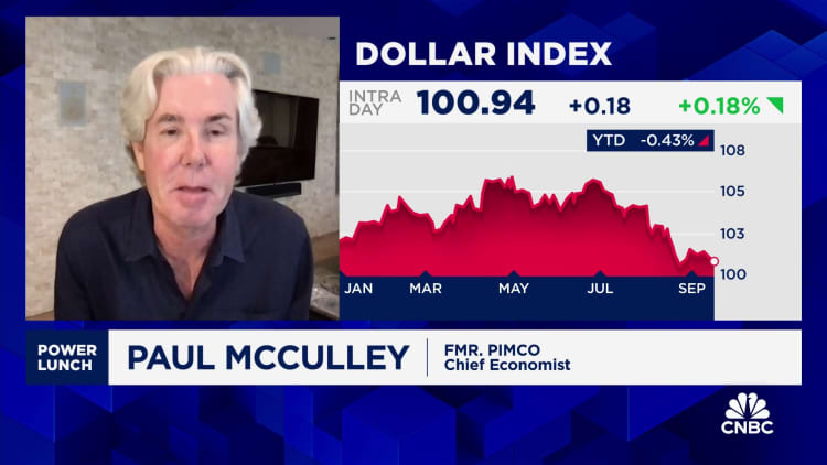 Paul McCulley diz que espera um total de cortes de 200 bps em 2025