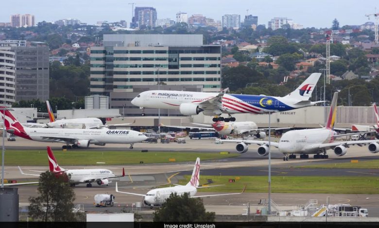 Controlador de tráfego aéreo australiano é encontrado dormindo em serviço após 10 turnos noturnos em 12 dias