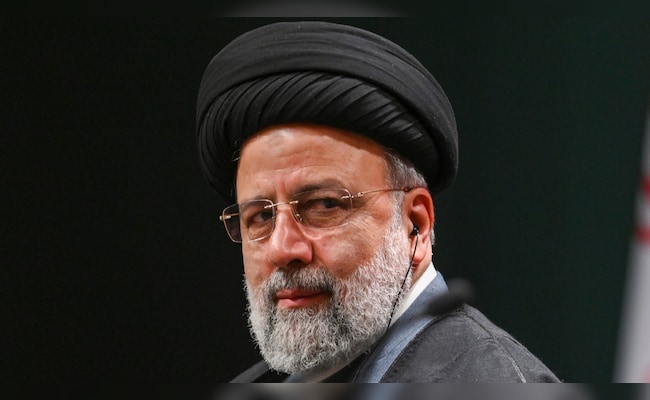 Helicóptero do presidente iraniano Ebrahim Raisi caiu devido ao clima: investigação