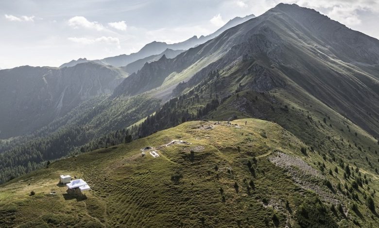 'Descoberta sensacional' de acampamento militar romano de 2.000 anos encontrado escondido nos Alpes Suíços