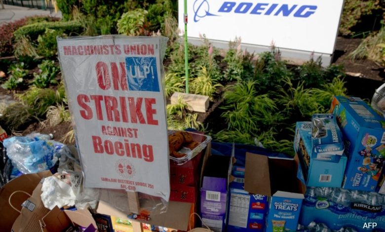 Boeing oferece aumento salarial de 30% diretamente aos trabalhadores em greve, irrita sindicatos