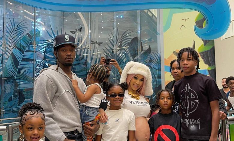 Cardi B e Offset se reencontram em meio ao divórcio na festa de terceiro aniversário do filho Wave no American Dream