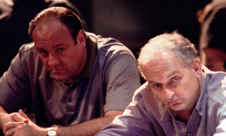 The Sopranos, a série de sucesso da HBO sobre um chefe da máfia dos dias modernos, preso entre as responsabilidades com sua família e sua