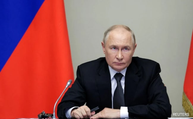 Putin ordena que cientistas russos desenvolvam urgentemente uma cura