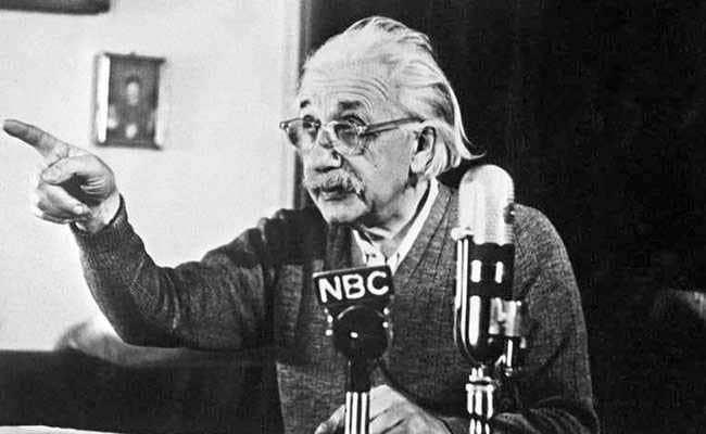 Carta de advertência sobre bomba atômica de Albert Einstein de 1939 é vendida por Rs 32,7 Crore