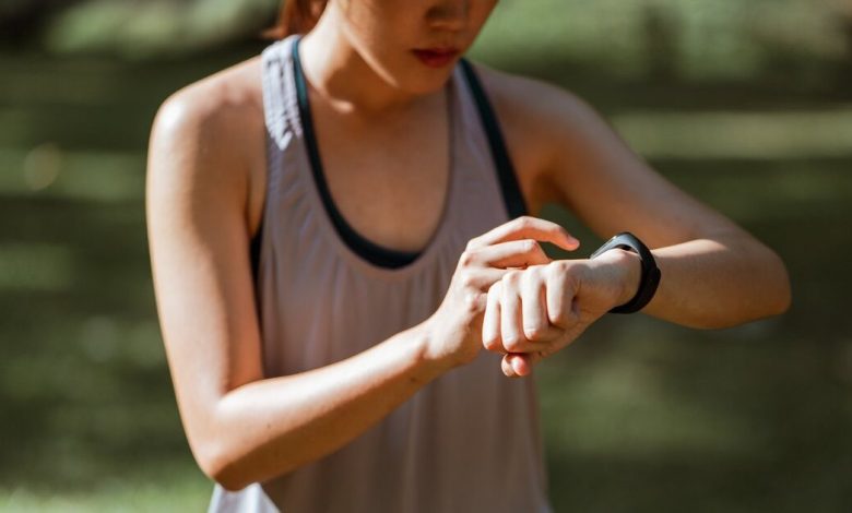 Versão do tamanho de uma moeda do sensor Dexcom G6 desenvolvida na China