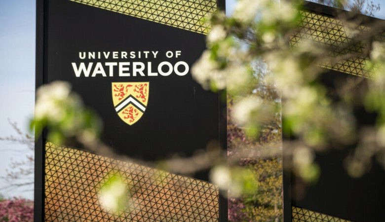 Sinalização da Universidade de Waterloo