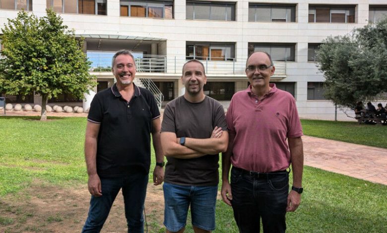 (Da esquerda para a direita). Josema Torres, Raúl Ballestín e Xavier Ponsoda.