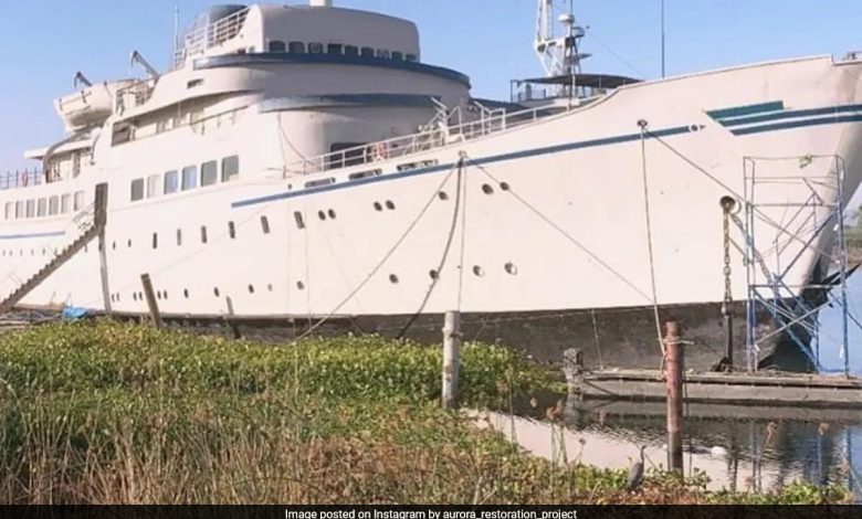 Homem dos EUA pensou que poderia salvar um navio de cruzeiro que comprou. Agora está afundando