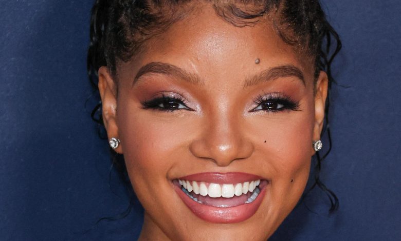 Halle Bailey na 30ª edição do Screen Actors Guild Awards