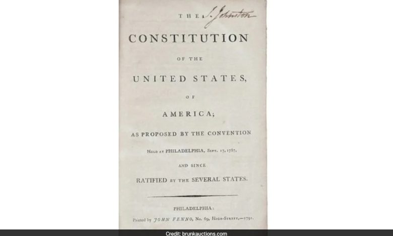 Cópia rara da Constituição dos EUA de 1787 é leiloada por mais de US$ 11 milhões